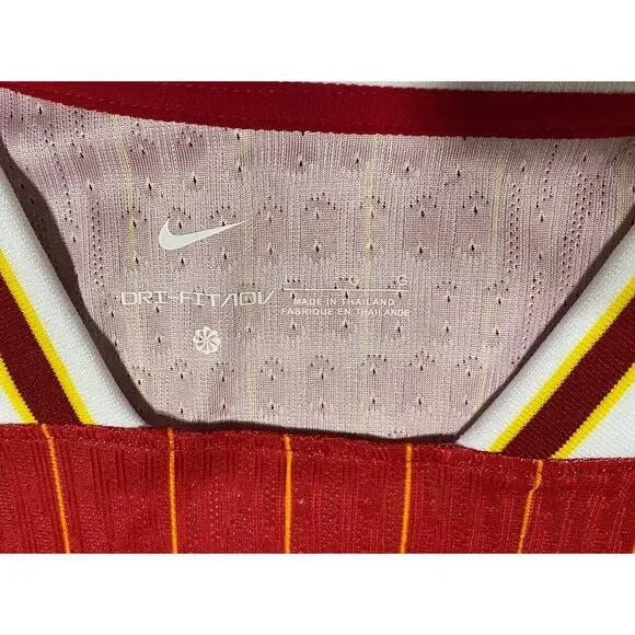 Liverpool | Men’s Large Long-Sleeve Jersey - Picture 3 of 7